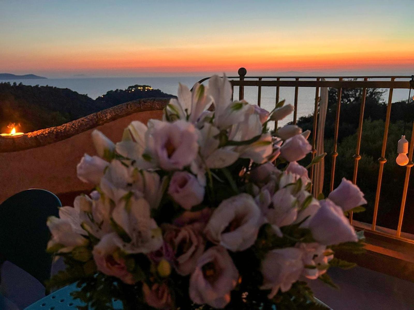 Villa Velta Sea Sunset Porto Santo Stefano  Eksteriør bilde