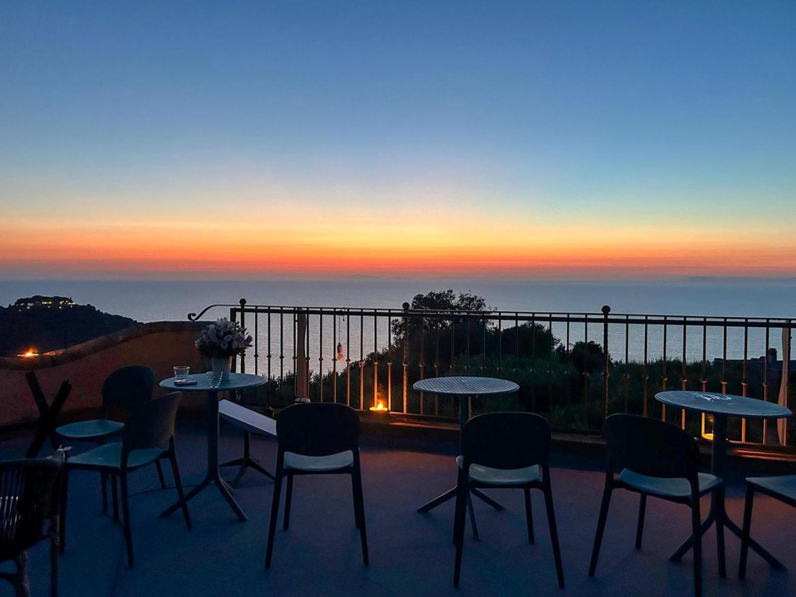 Villa Velta Sea Sunset Porto Santo Stefano  Eksteriør bilde